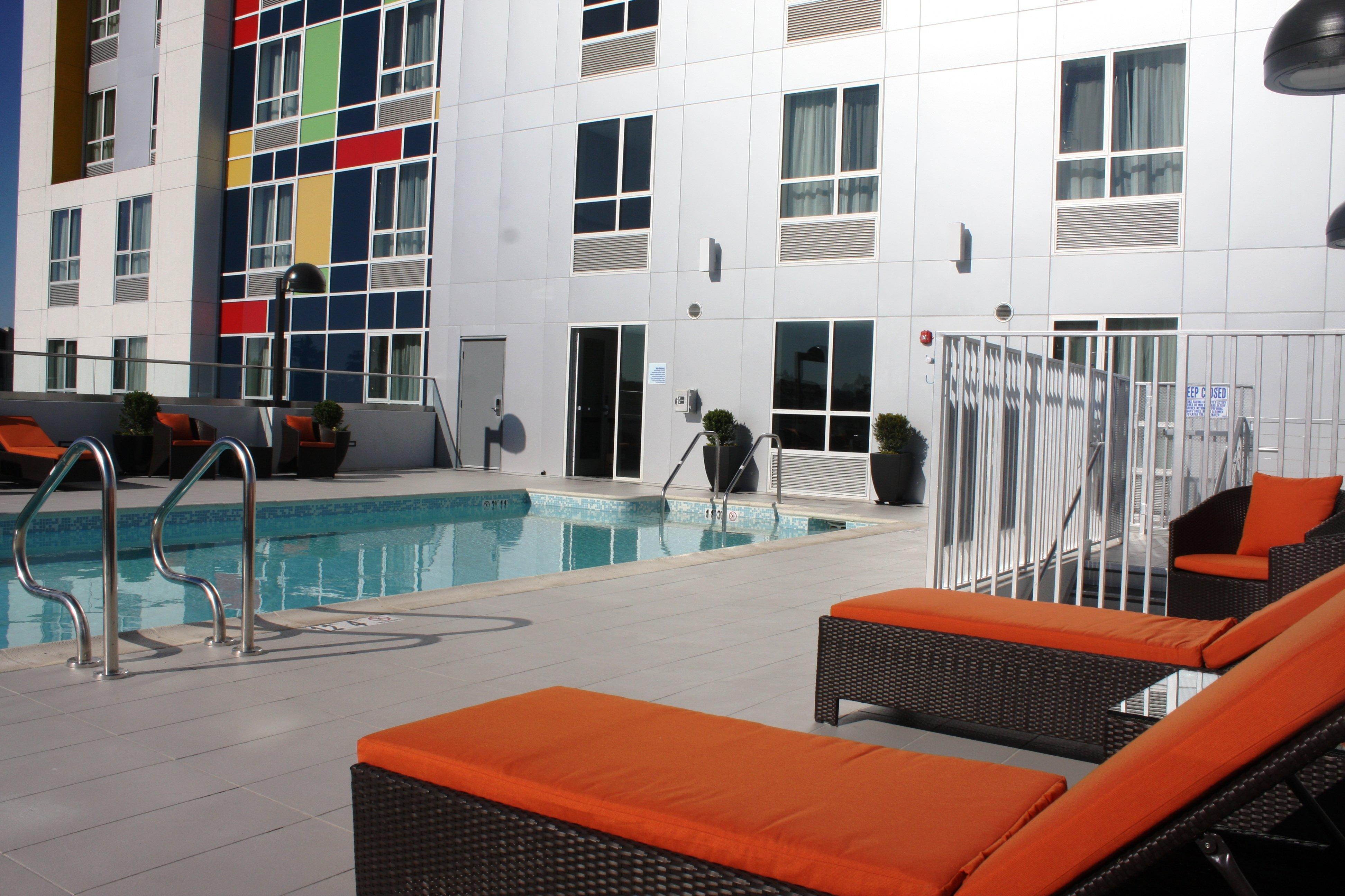Holiday Inn Express North Hollywood - Burbank Area By Ihg Los Angeles Eksteriør bilde