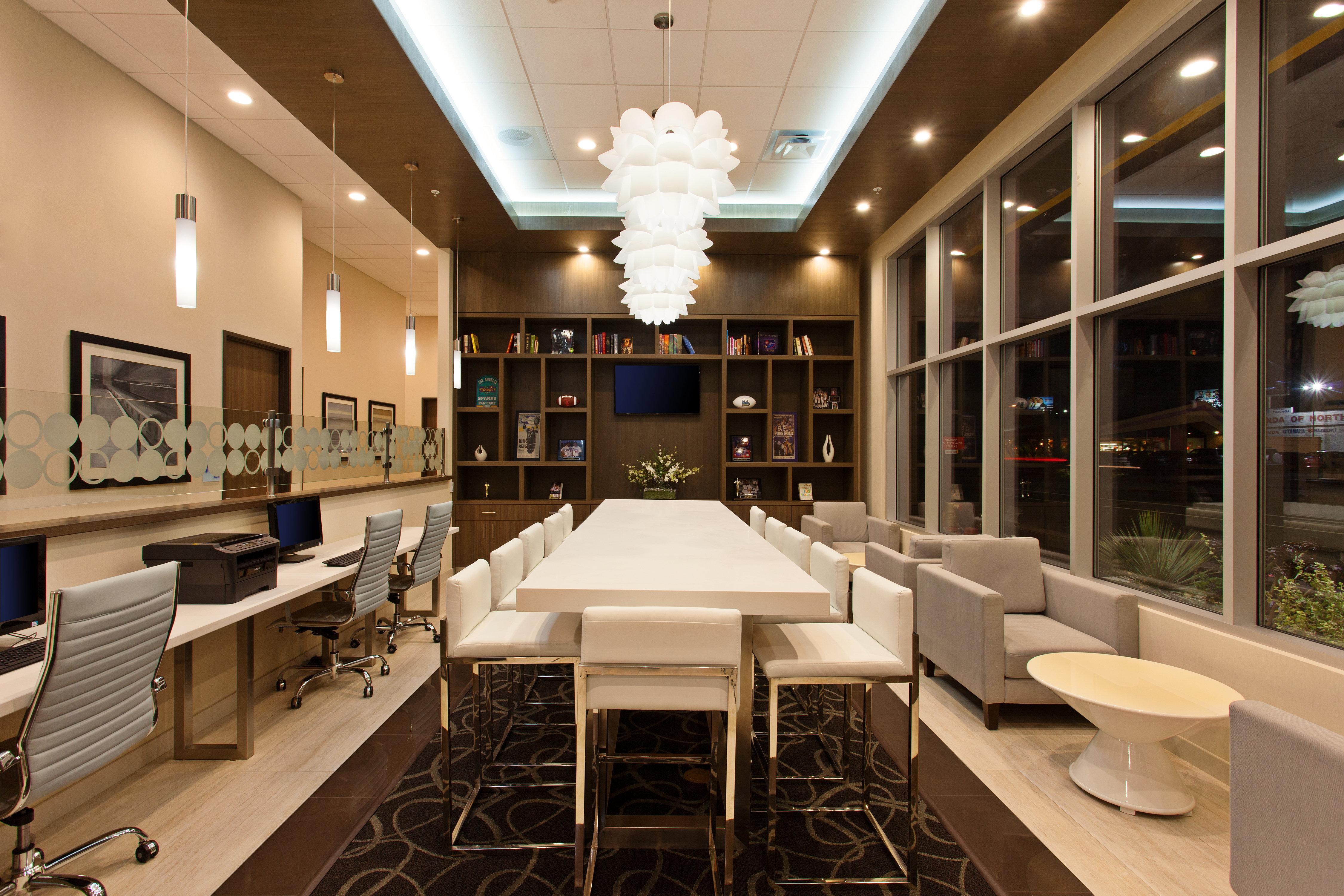 Holiday Inn Express North Hollywood - Burbank Area By Ihg Los Angeles Eksteriør bilde